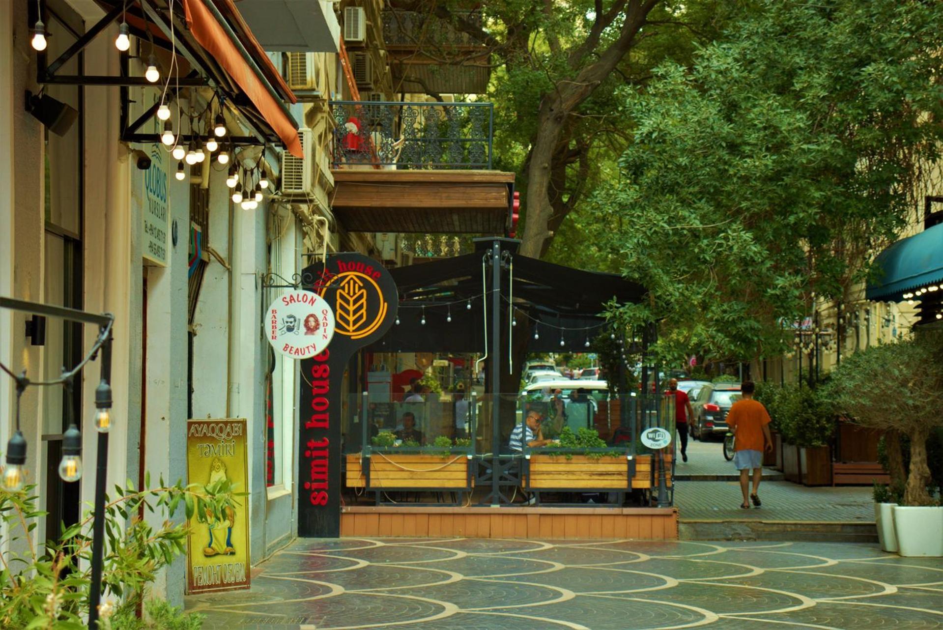 R Studios Old Baku Bagian luar foto