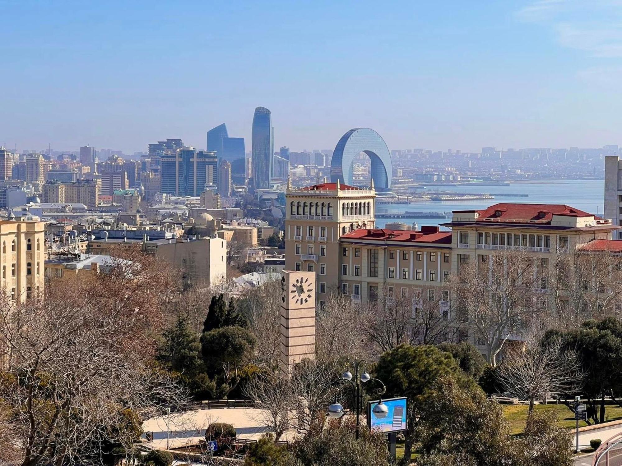R Studios Old Baku Bagian luar foto